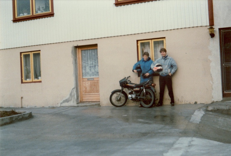 suzuki 100 2